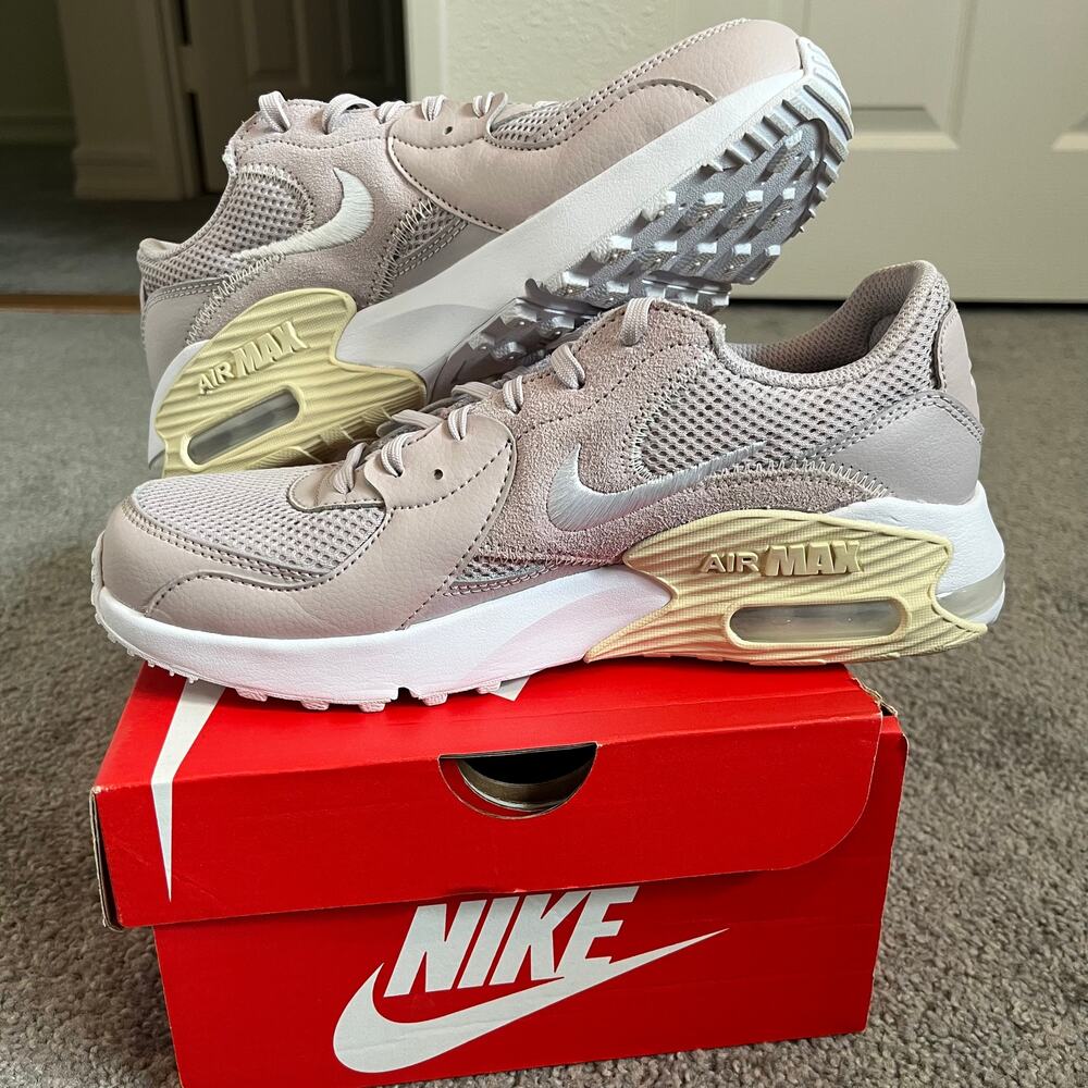 NEW Authentic Nike Womens 7.5 Air Max Excee/Platinum-Violet-White/CD5432-010/NIB